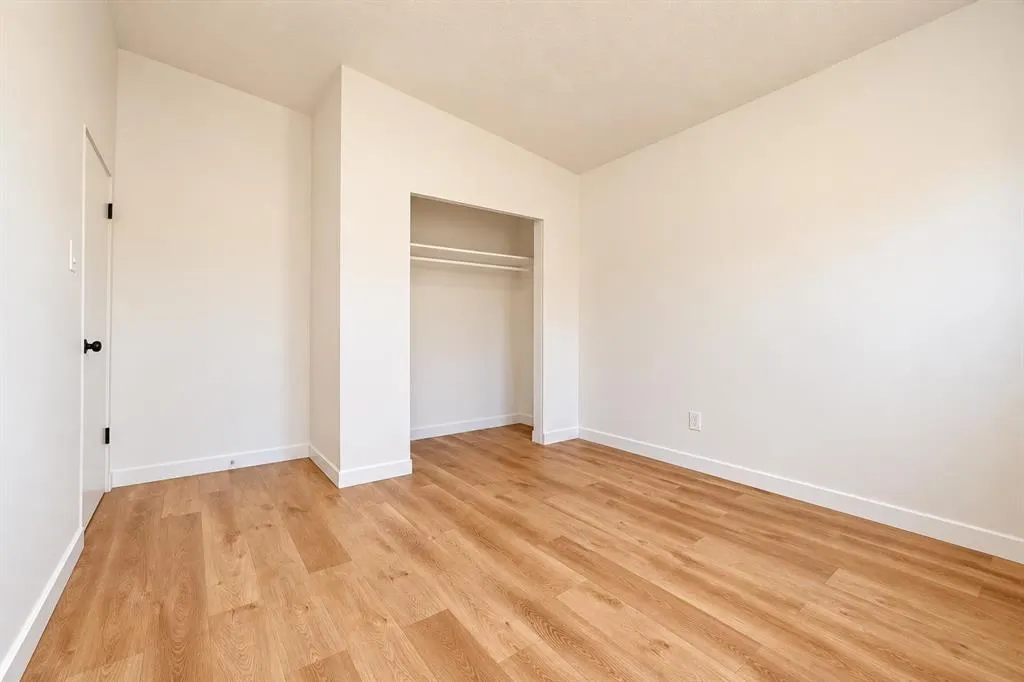 9812 97 Park Avenue