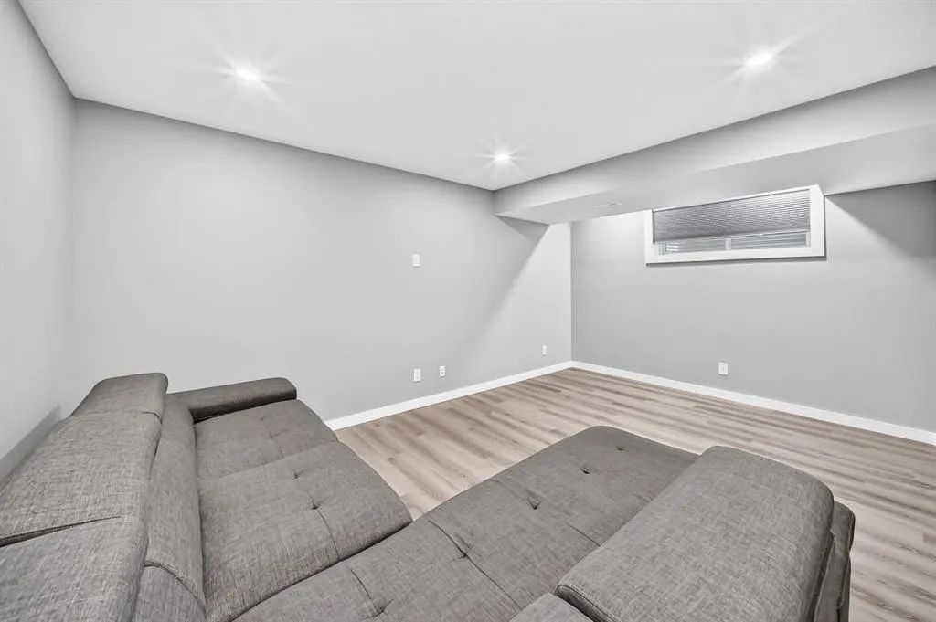 53 Willow Drive