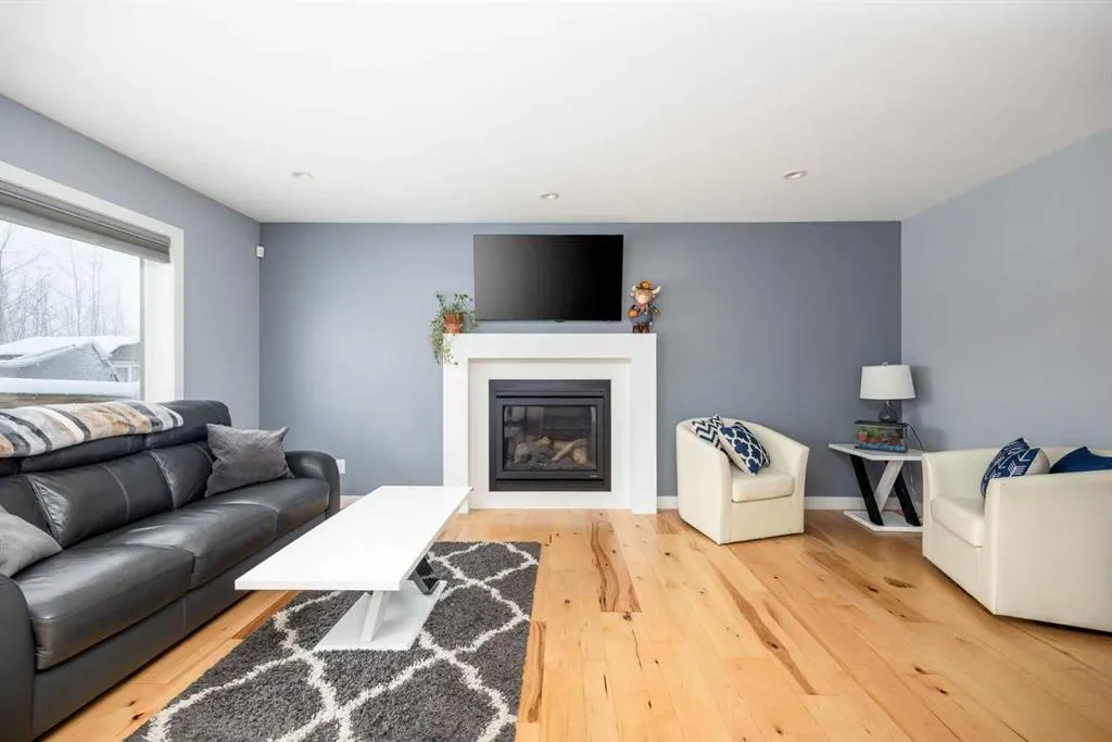 157 Warren Way