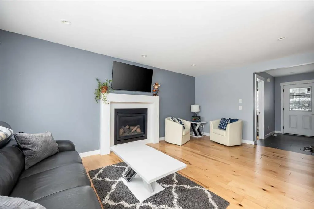 157 Warren Way
