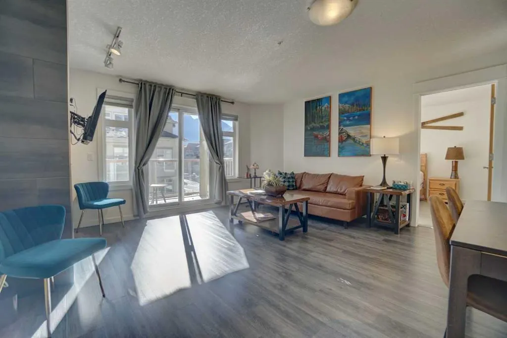 160 Kananaskis Way #307