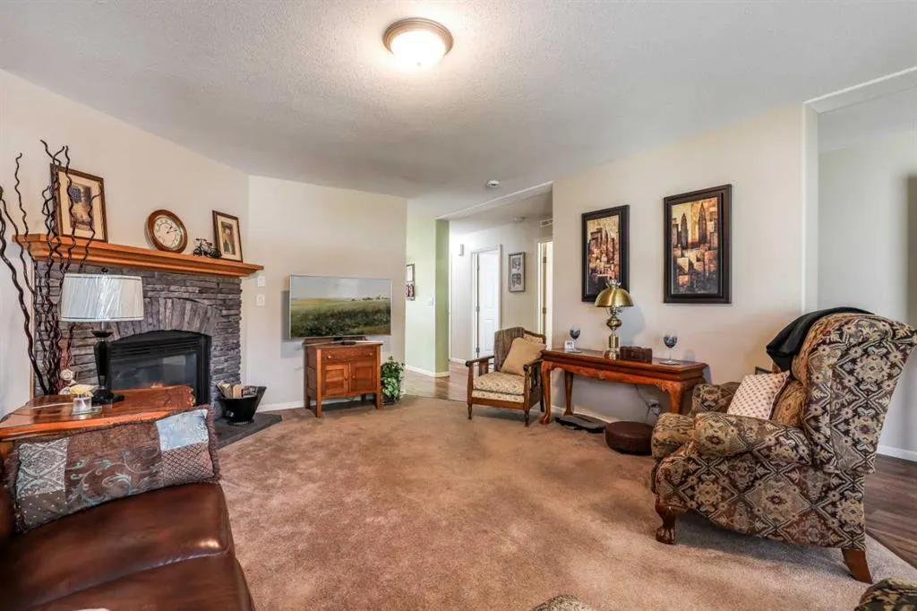 29 Chartwell Place SE