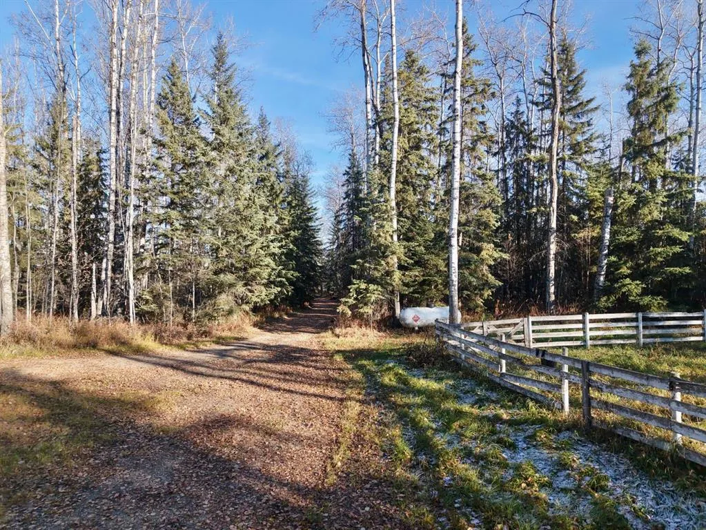 861070 HWY 743