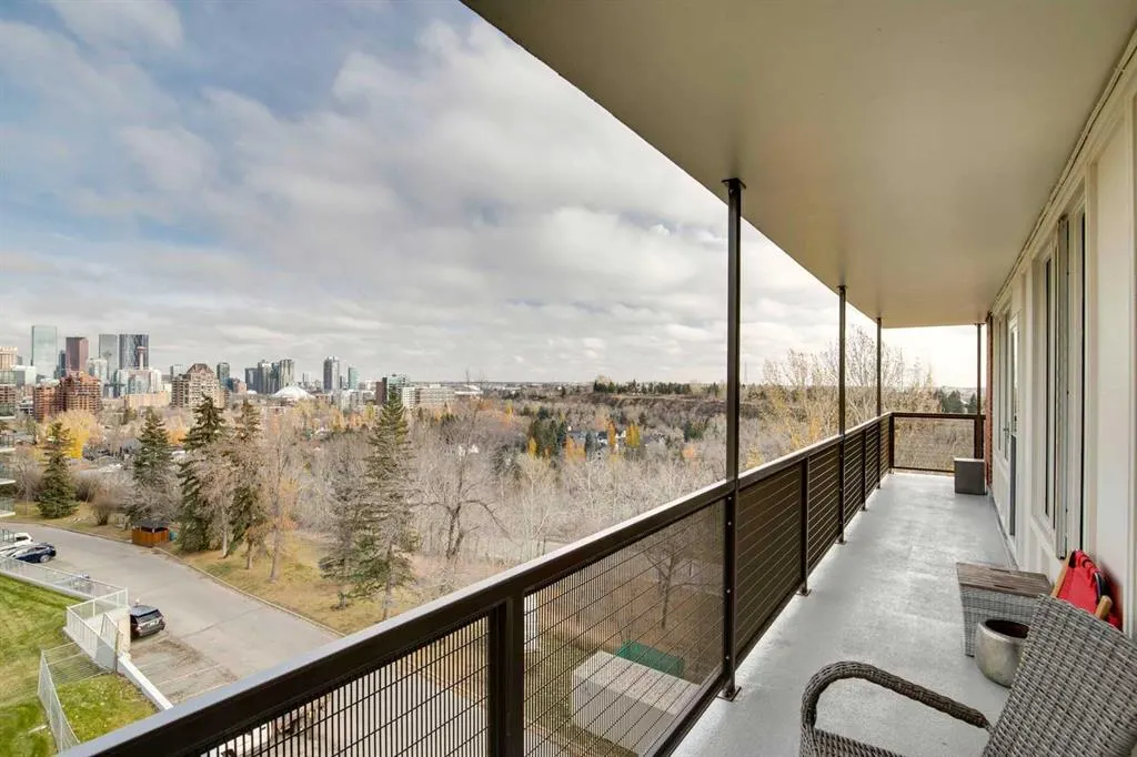 3316 Rideau Place SW #605