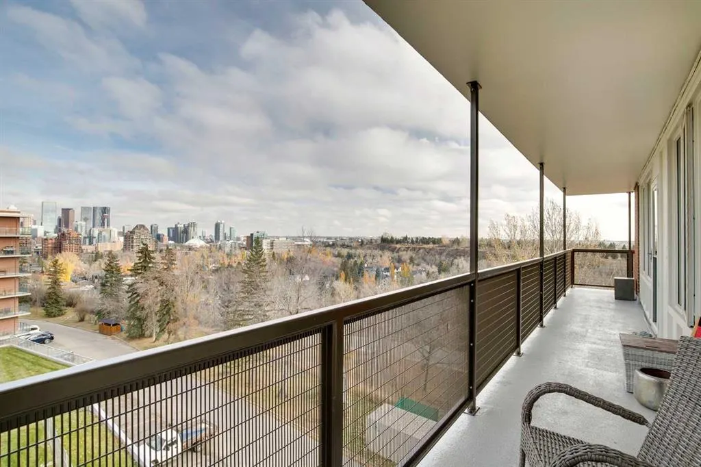 3316 Rideau Place SW #605