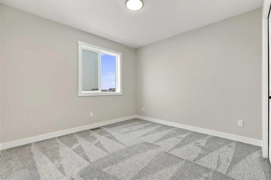 120 Homestead Gardens NE