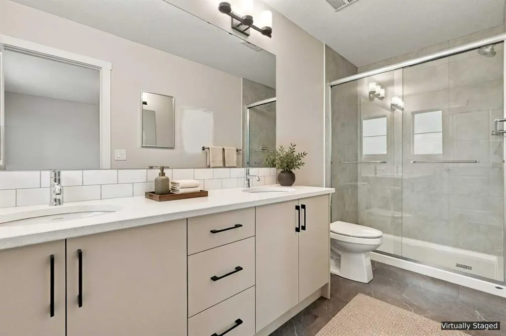 120 Homestead Gardens NE
