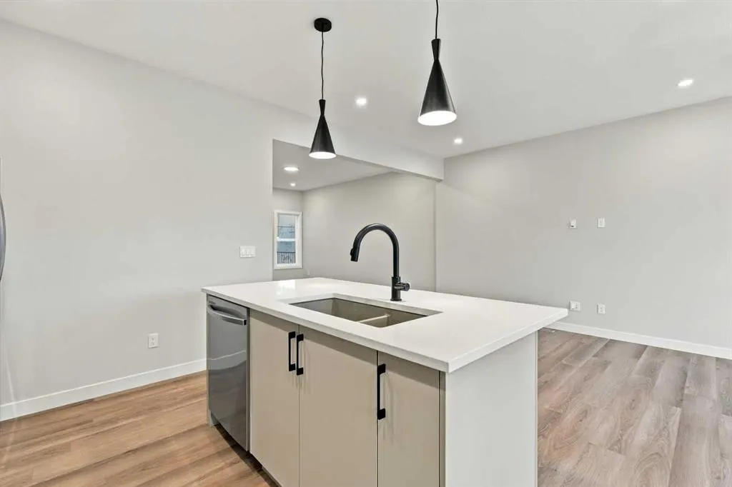 120 Homestead Gardens NE