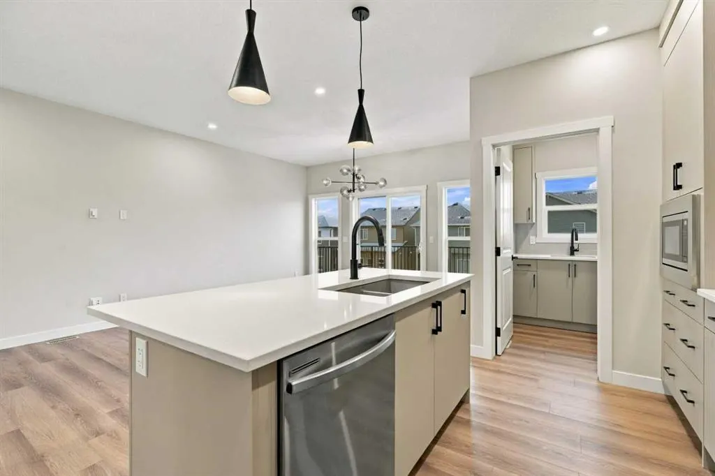 120 Homestead Gardens NE