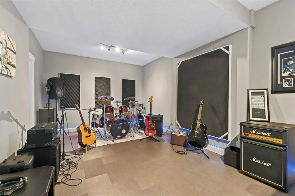 4714 Sakwatamau Drive