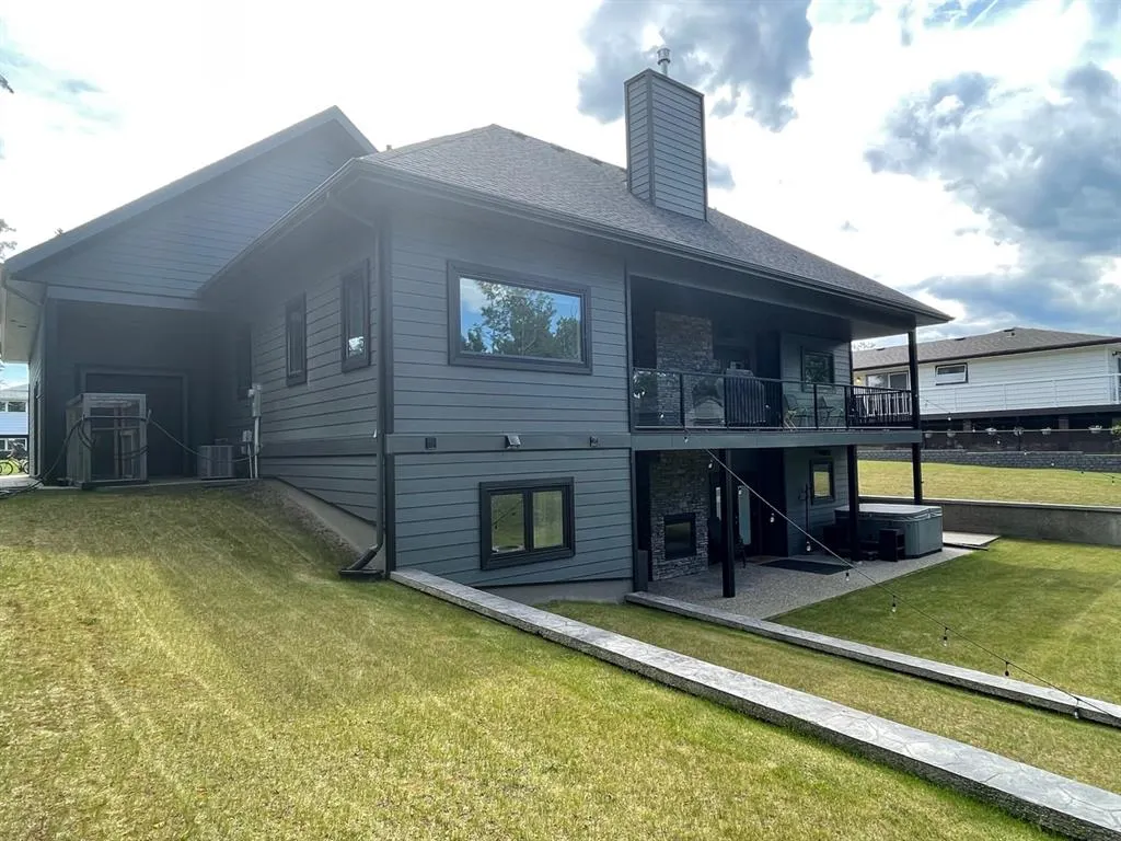 4714 Sakwatamau Drive
