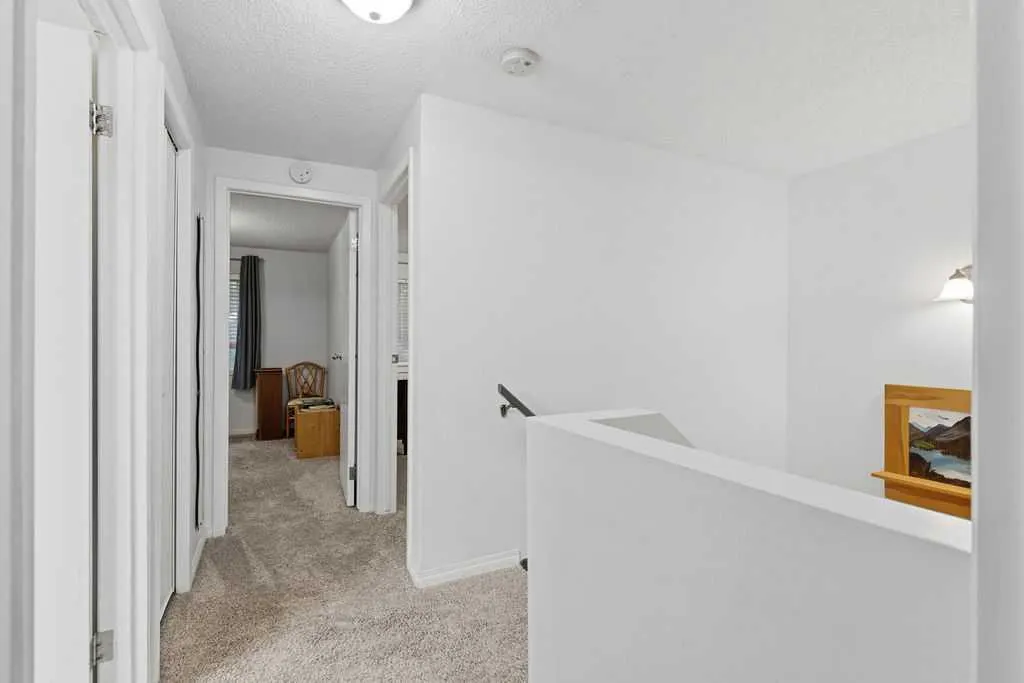 6 Bermuda Lane NW