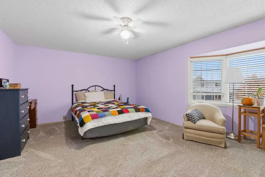 6 Bermuda Lane NW