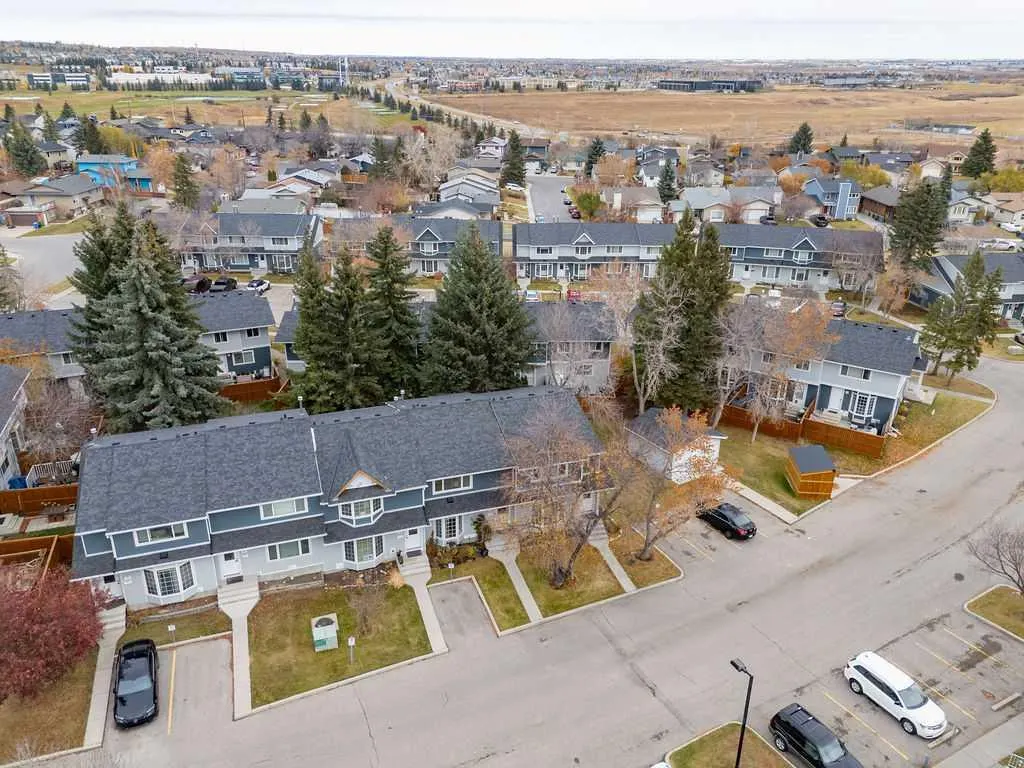 6 Bermuda Lane NW