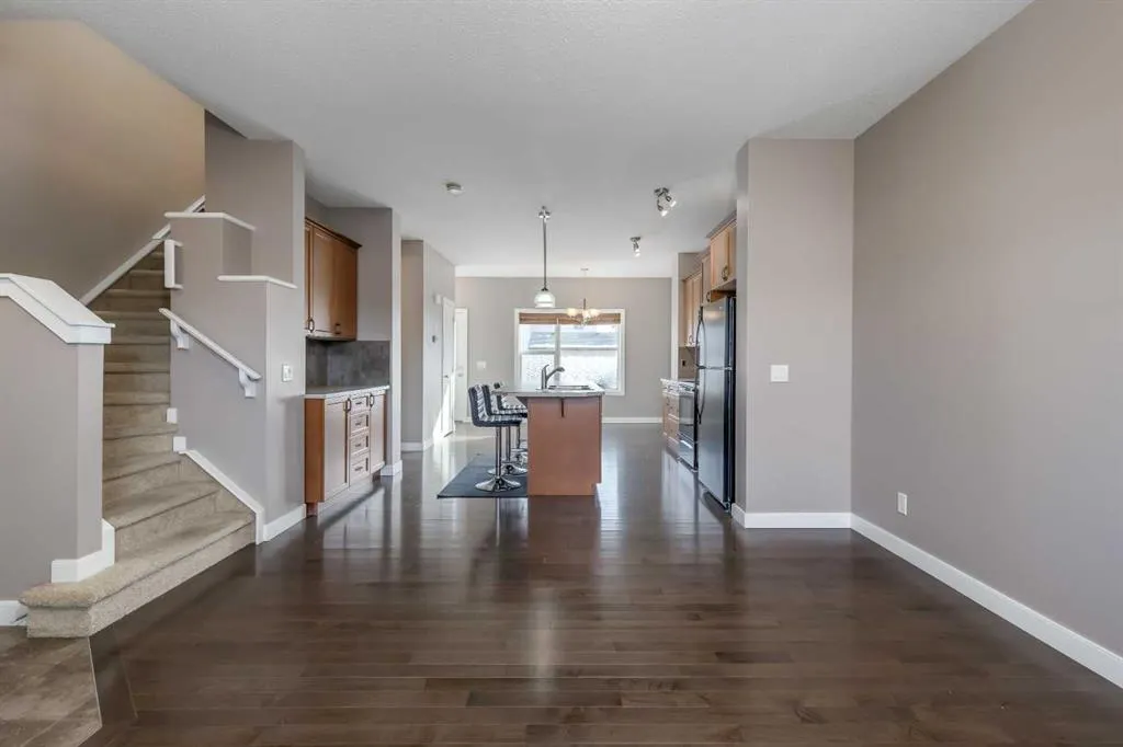 144 CLYDESDALE Way