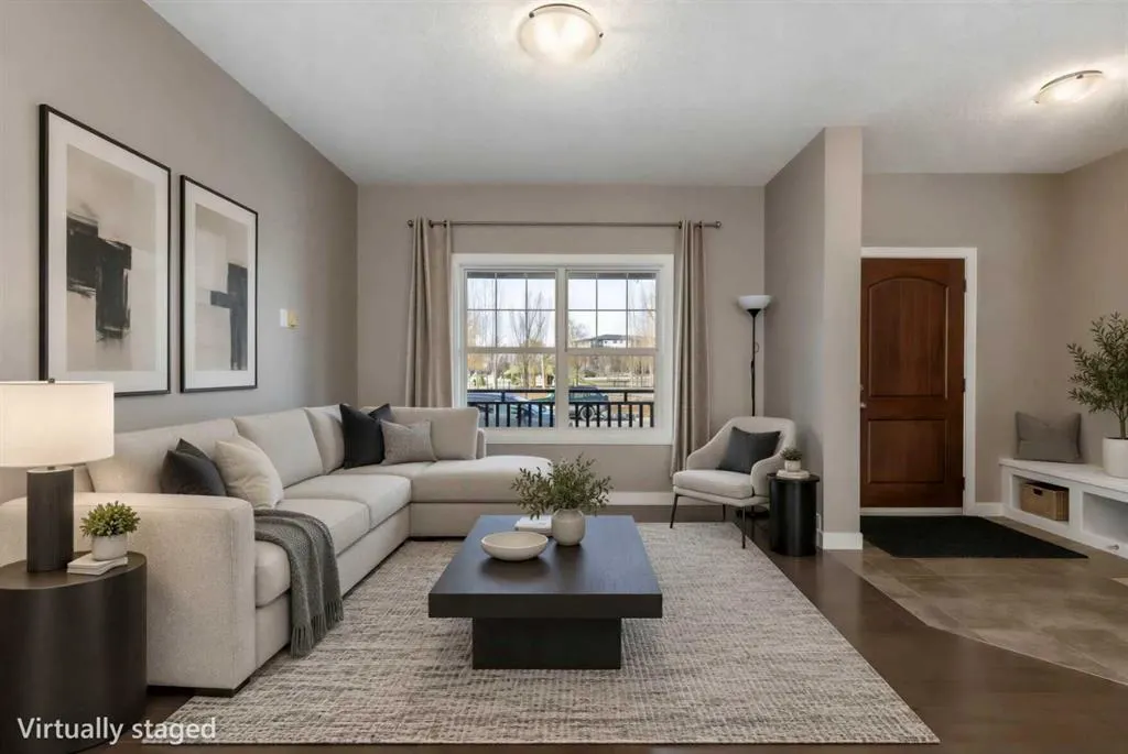 144 CLYDESDALE Way