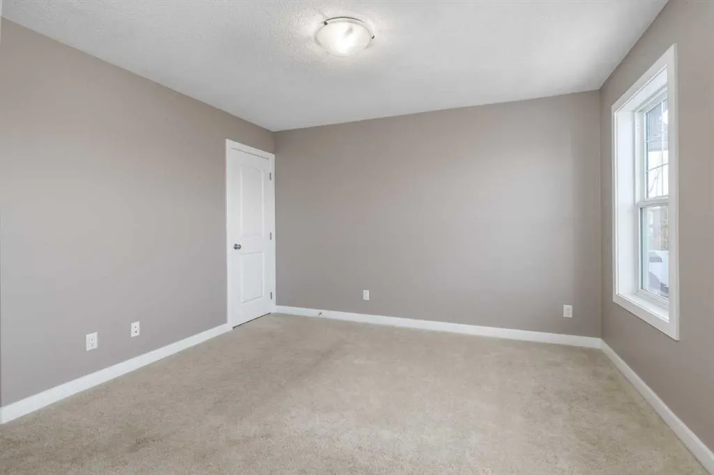 144 CLYDESDALE Way