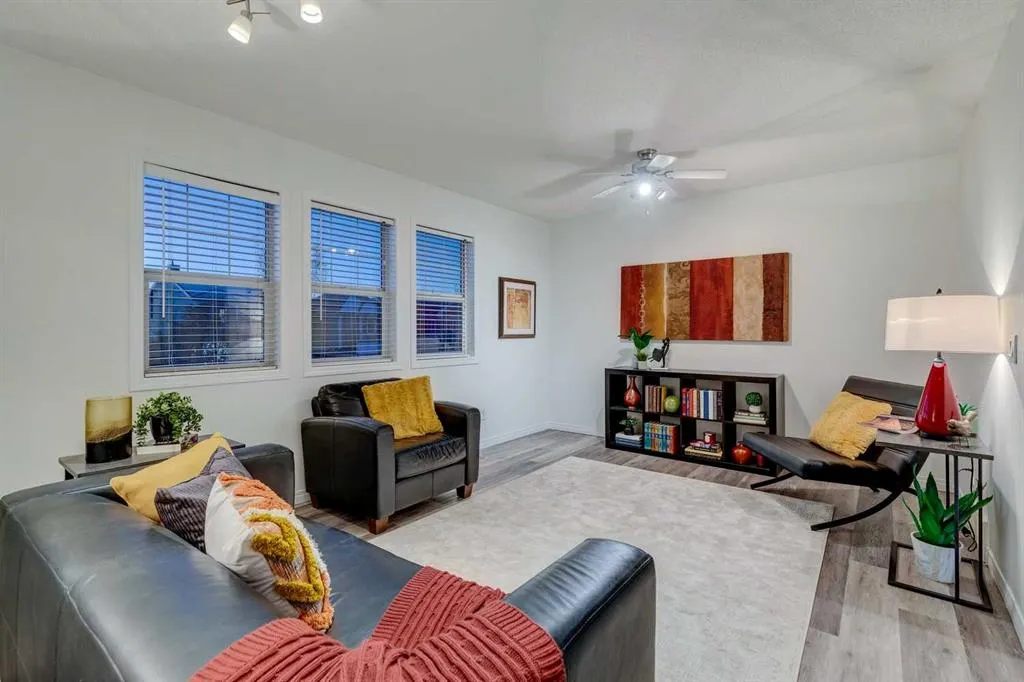 78 Cougar Plateau Way SW