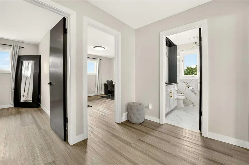 35 Ermineglen Road N