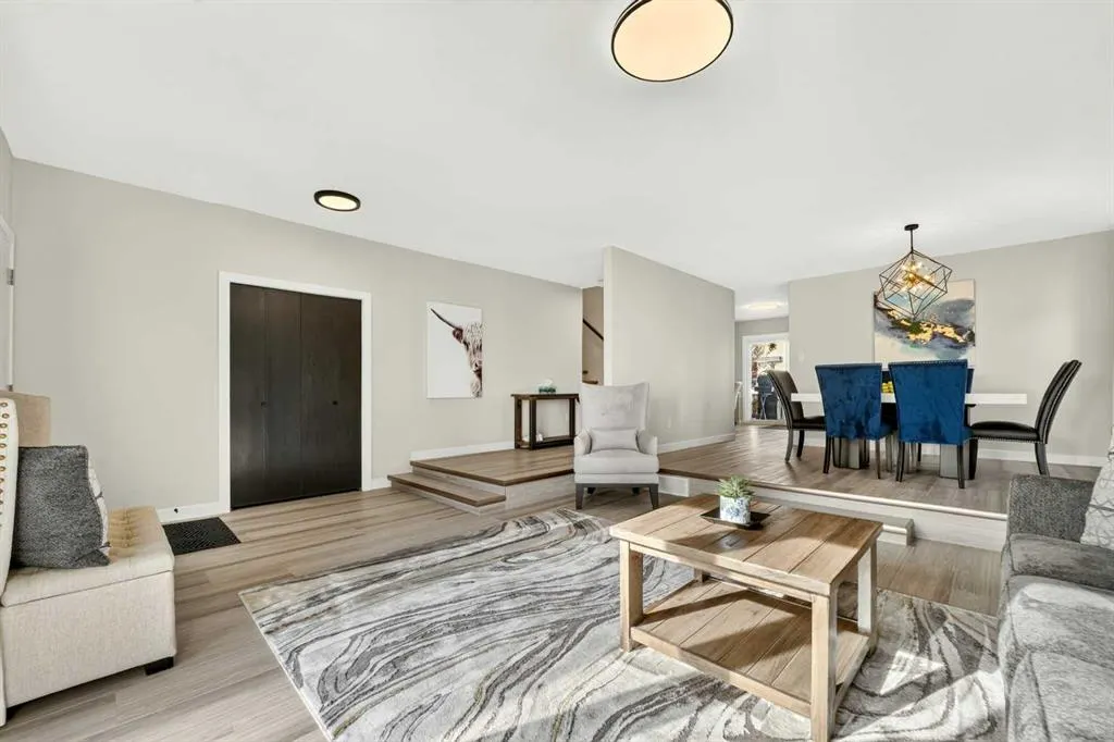 35 Ermineglen Road N
