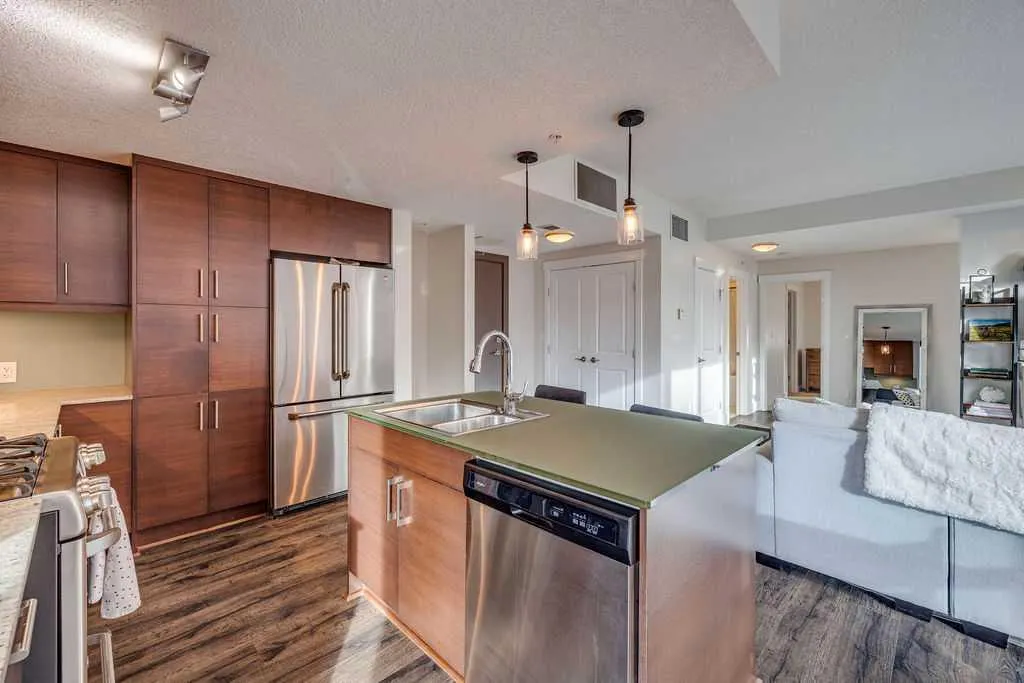 735 2 Avenue SW #603