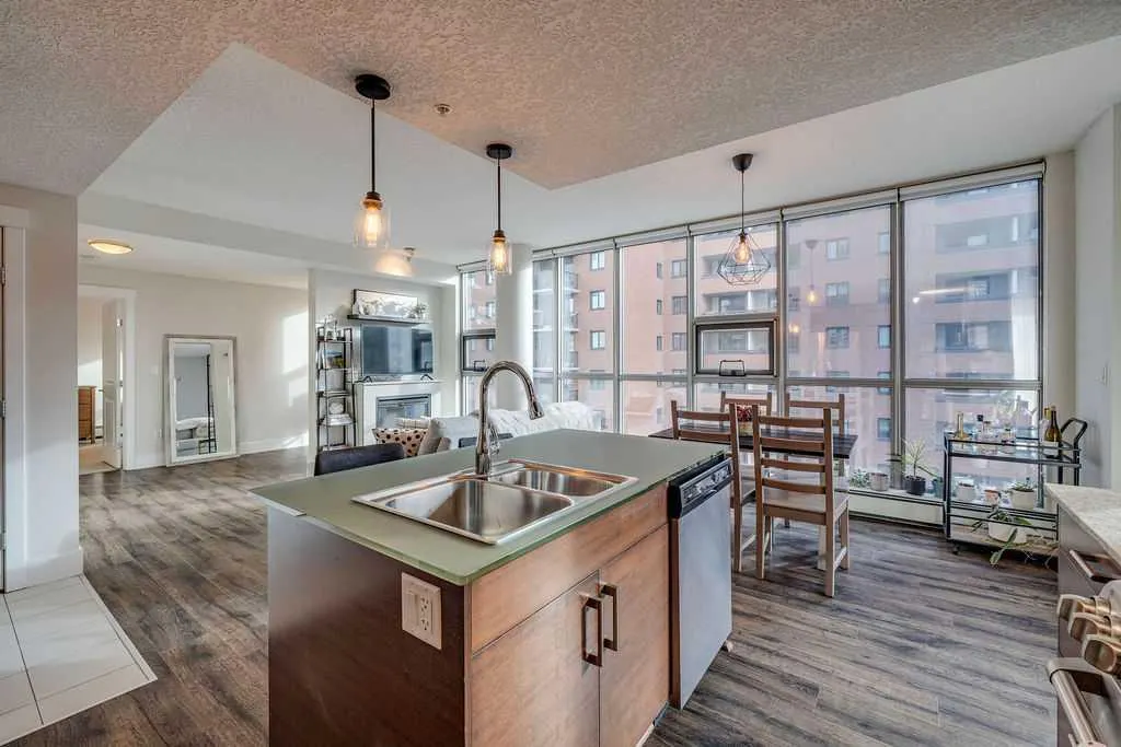 735 2 Avenue SW #603