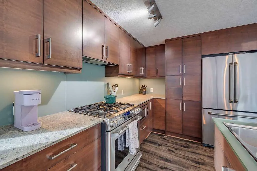 735 2 Avenue SW #603