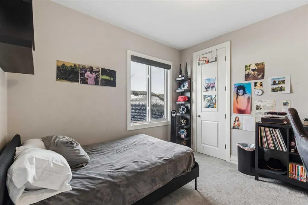 63 Cranbrook Drive SE