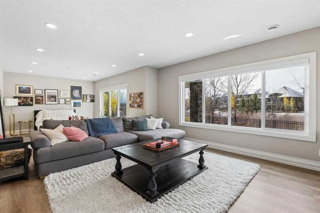 63 Cranbrook Drive SE