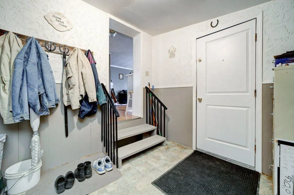 895 Elizabeth Street #29