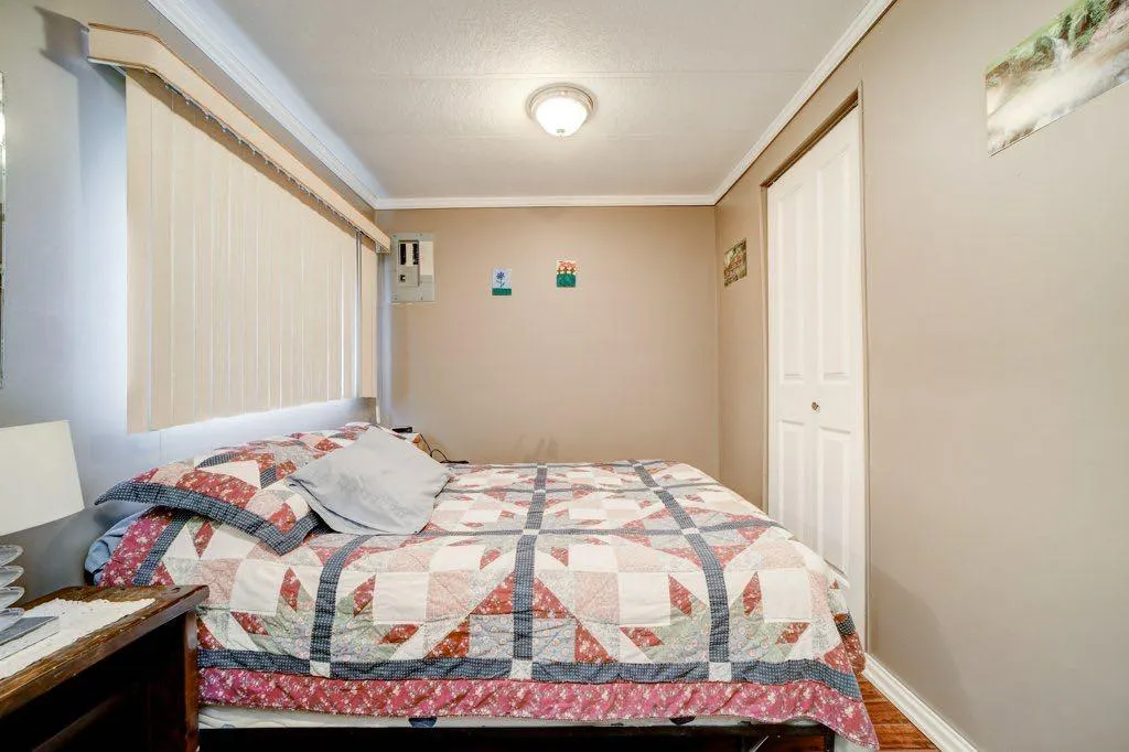 895 Elizabeth Street #29
