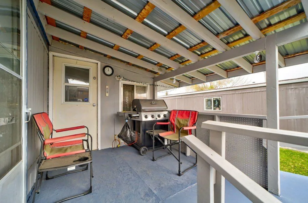895 Elizabeth Street #29