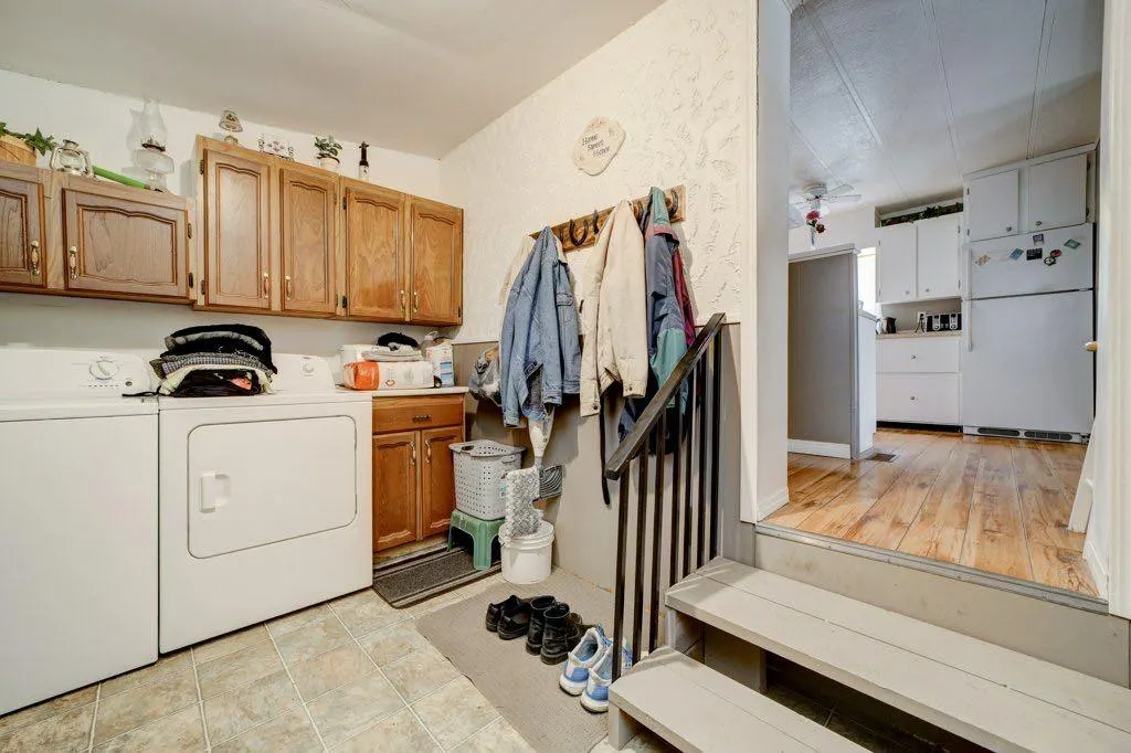 895 Elizabeth Street #29