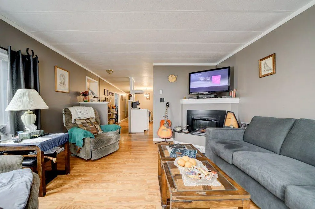 895 Elizabeth Street #29