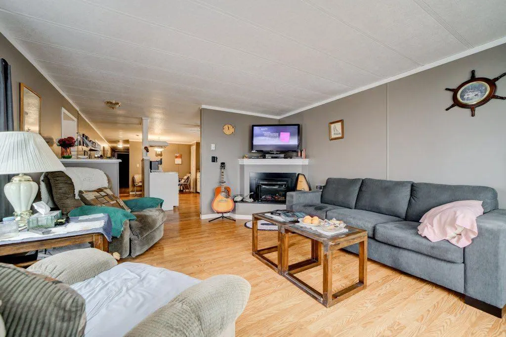 895 Elizabeth Street #29