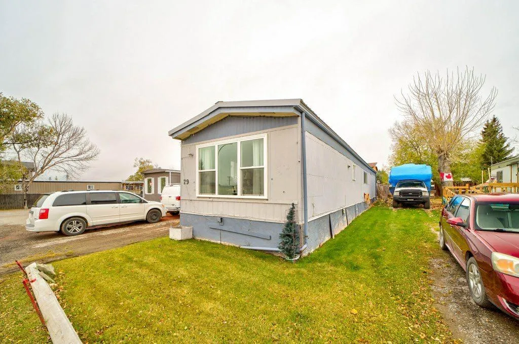 895 Elizabeth Street #29