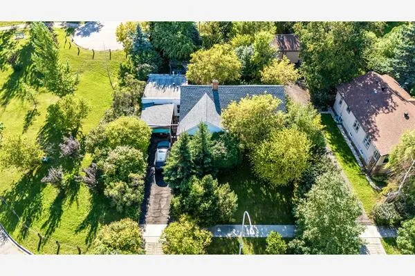 309 Sharon Avenue SW