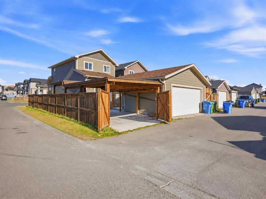 5 Taralake View NE