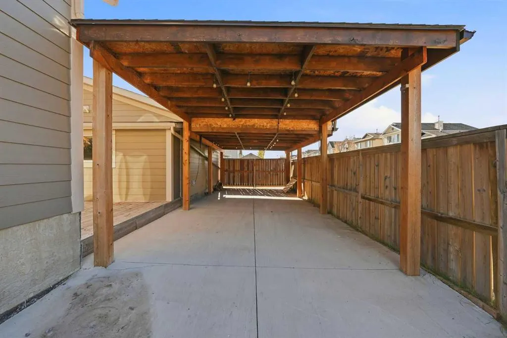 5 Taralake View NE