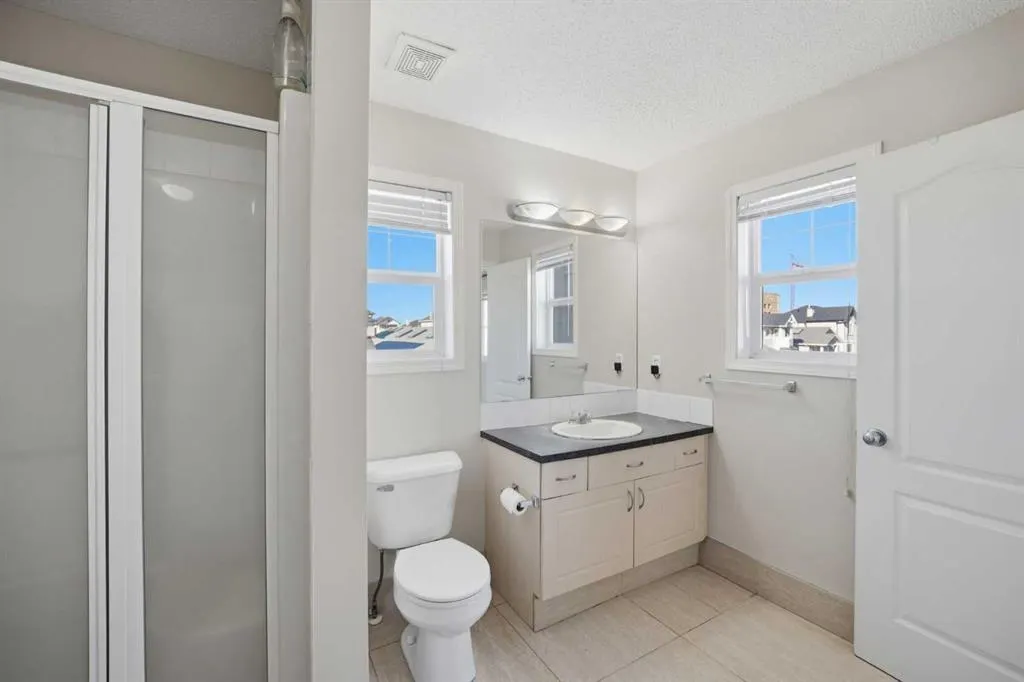 5 Taralake View NE