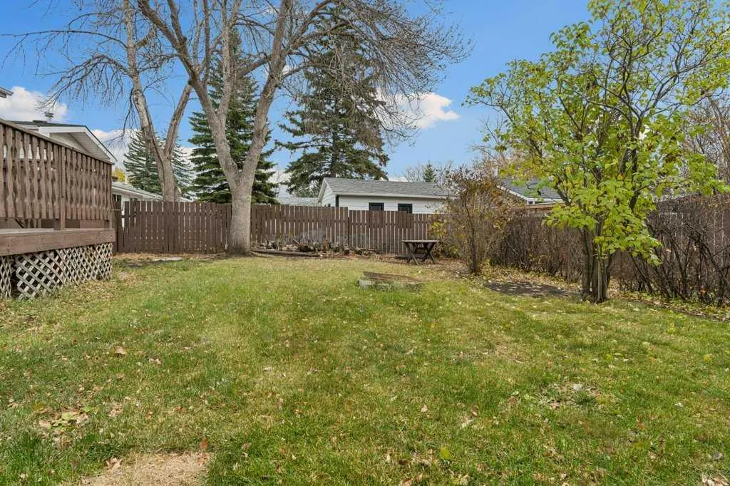 123 Lynnview Way SE