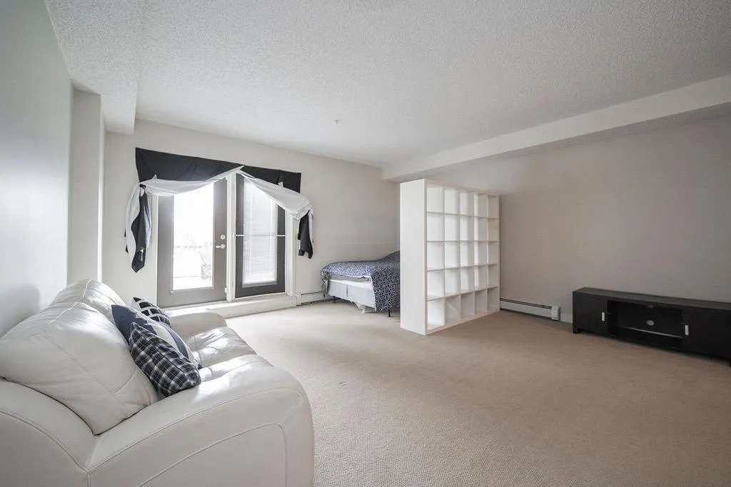 136B Sandpiper Road #109