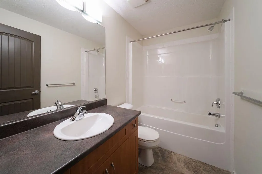136B Sandpiper Road #109