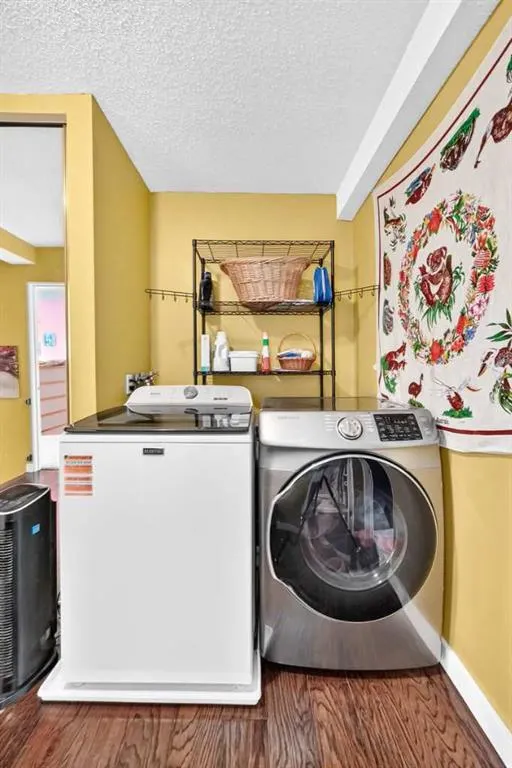 304 Cedar Crescent SW #12