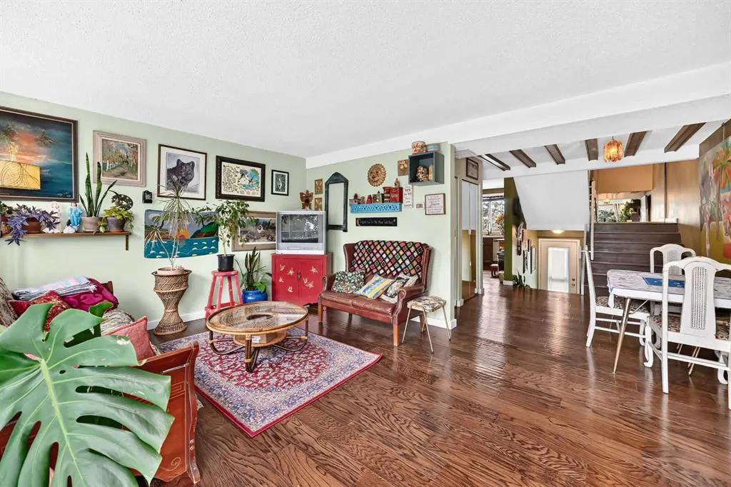 304 Cedar Crescent SW #12