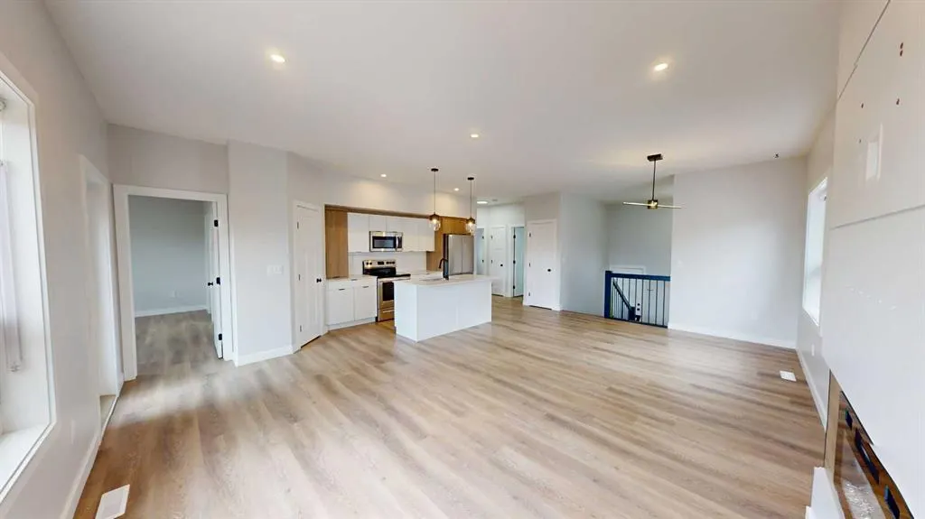 10406 129 Avenue