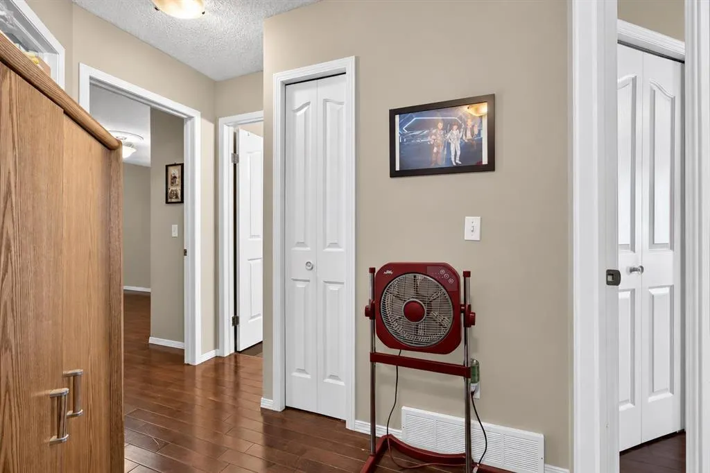 16 Citadel Meadow Gardens NW