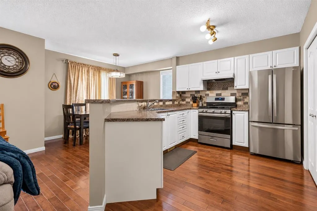16 Citadel Meadow Gardens NW