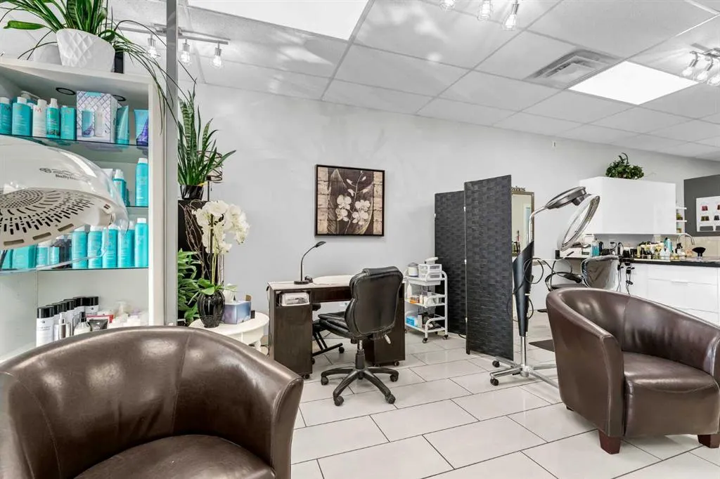 1299 Trans Canada Way SE #6