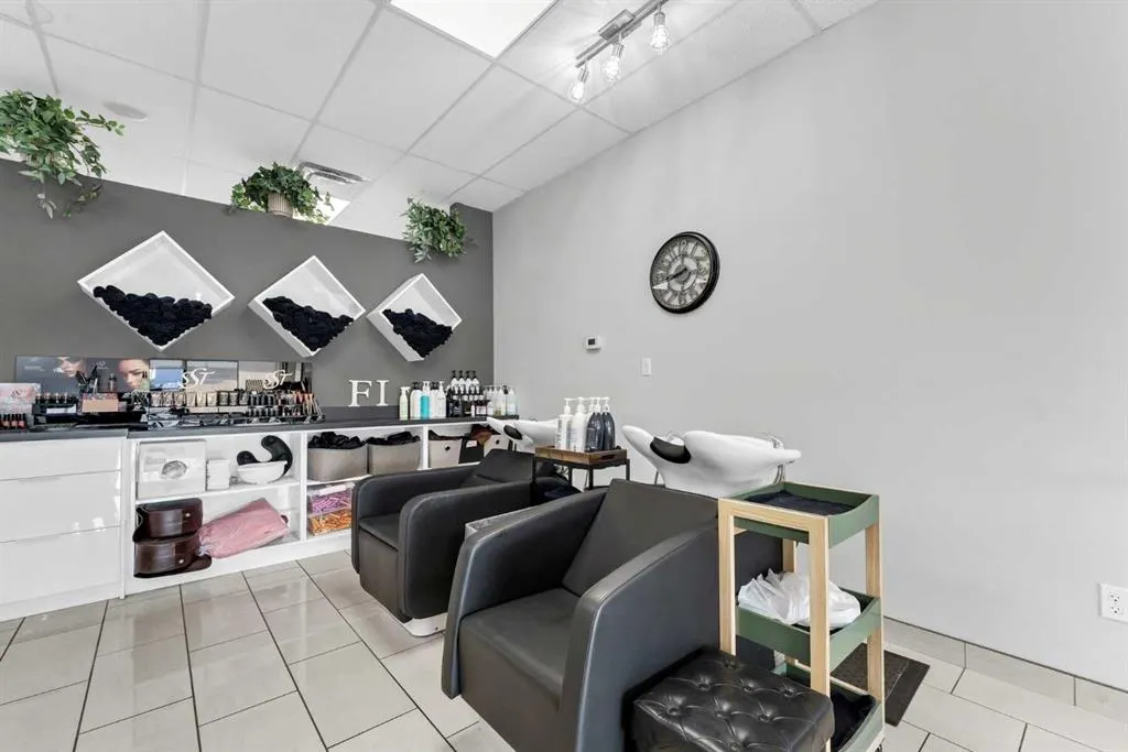 1299 Trans Canada Way SE #6